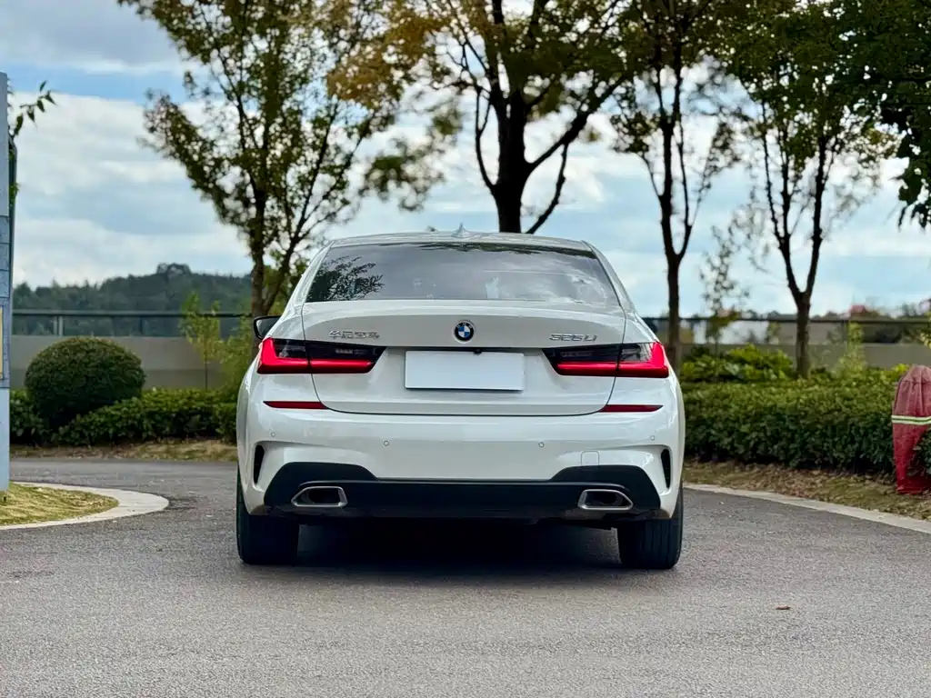 BMW 3 Series — миниатюра 8