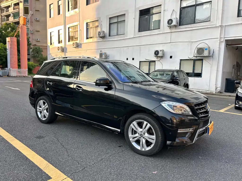 Mercedes-Benz M-Class — миниатюра 2