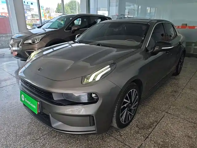 2021 Lynk & Co 03