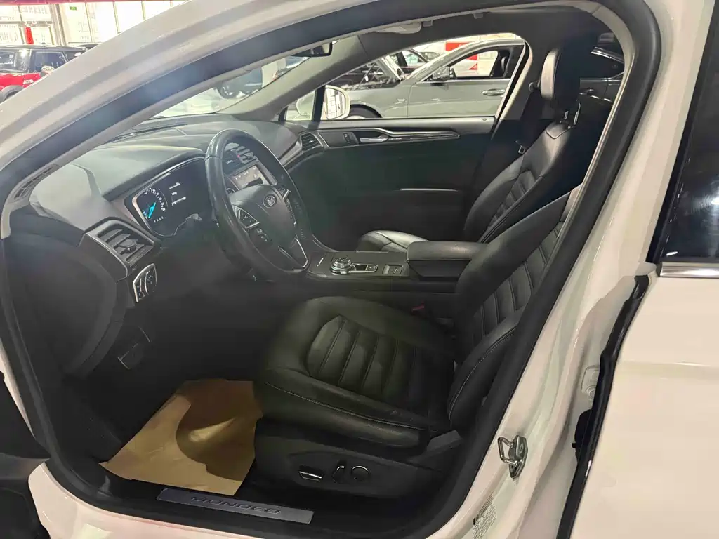 Ford Mondeo 2017 EcoBoost 200 Luxury