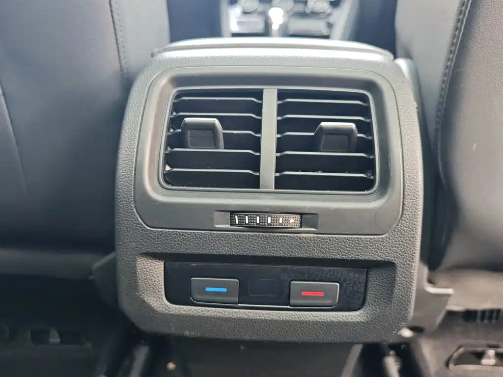 Volkswagen Touran — миниатюра 18