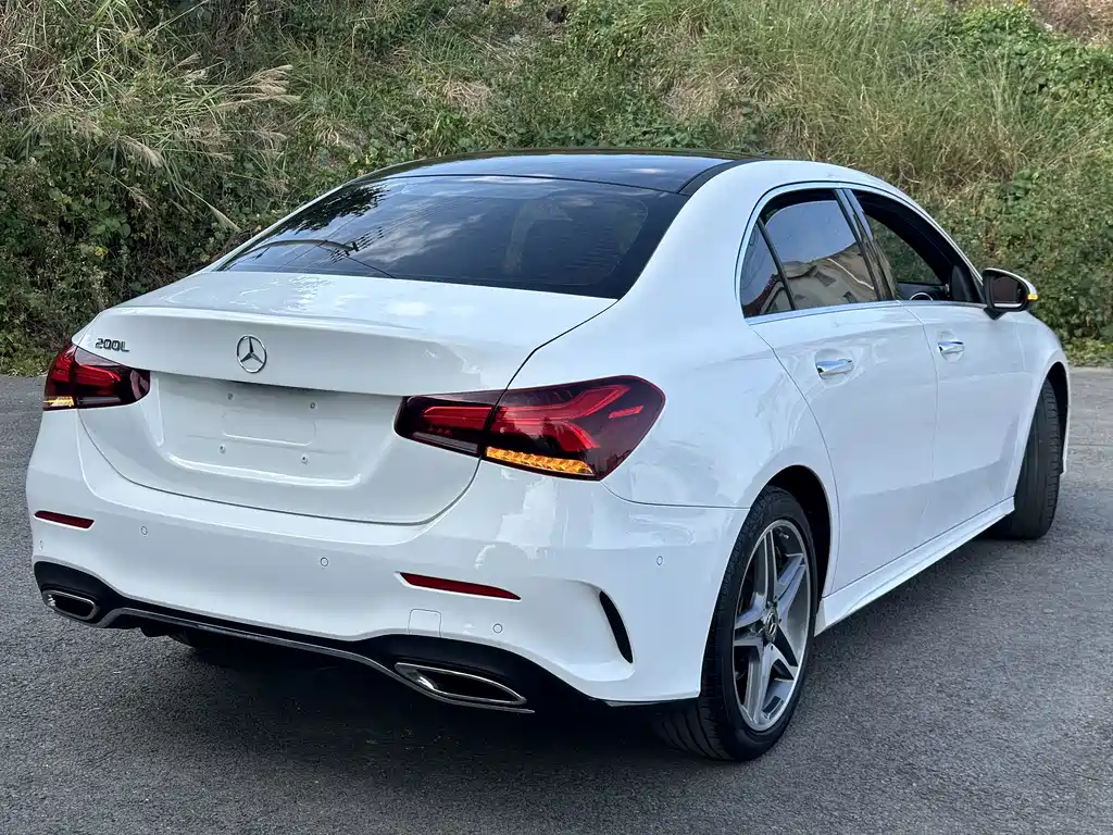 Mercedes-Benz A-Class — миниатюра 10
