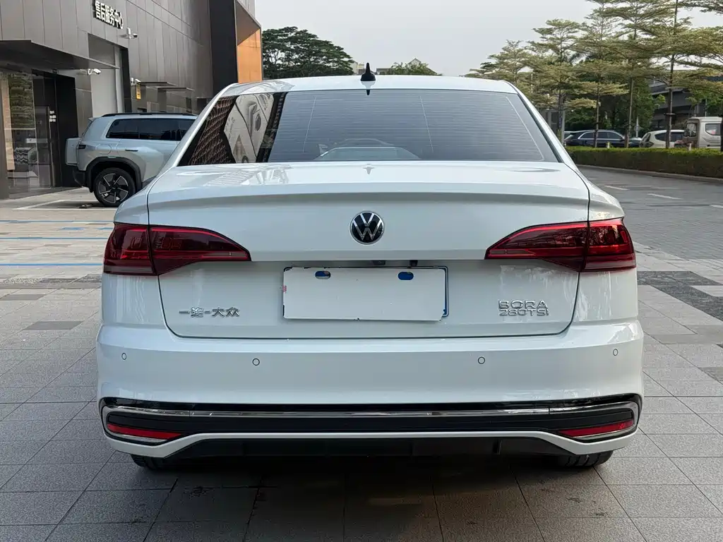 Volkswagen Bora - фото 5