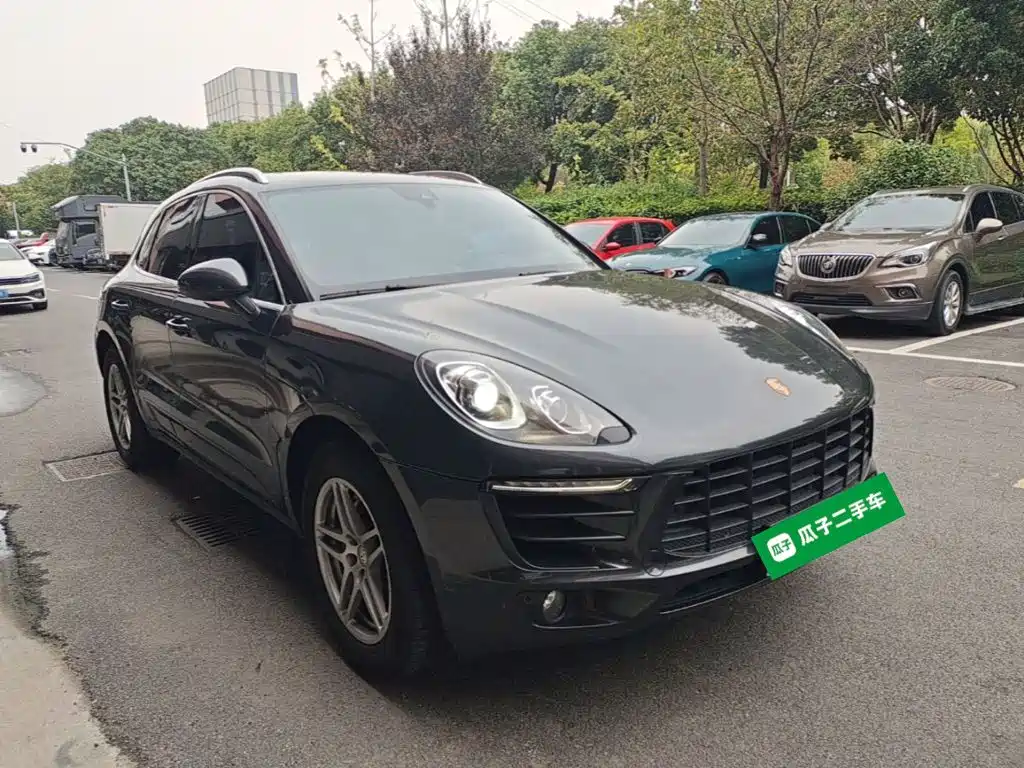 Porsche Macan — миниатюра 4