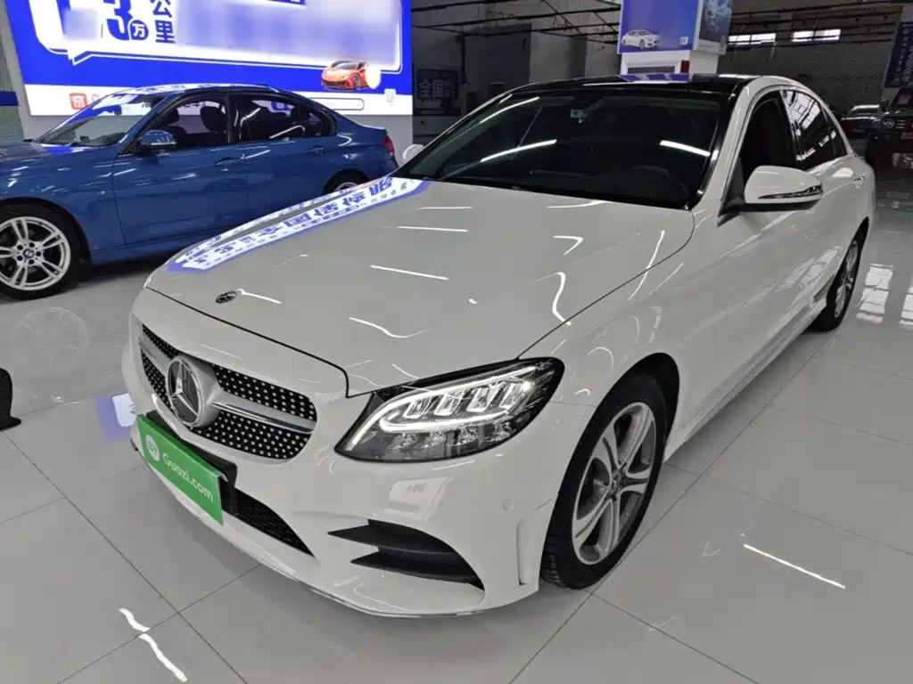 Mercedes-Benz C-Class — миниатюра 2