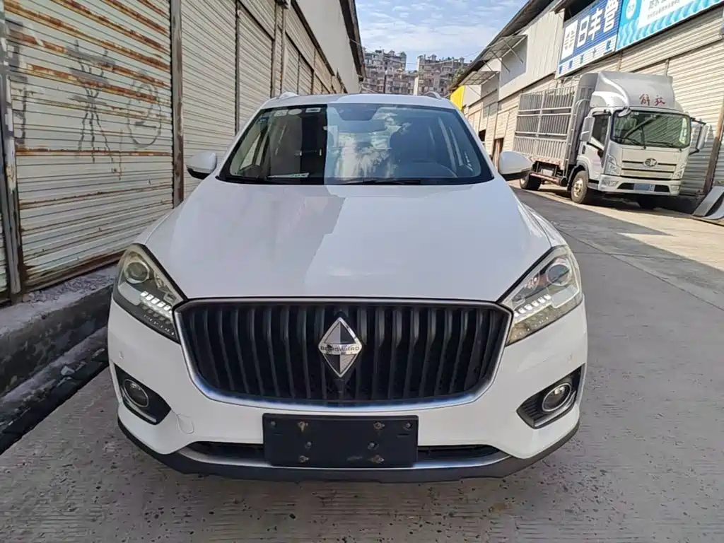 Borgward BX7 — миниатюра 3