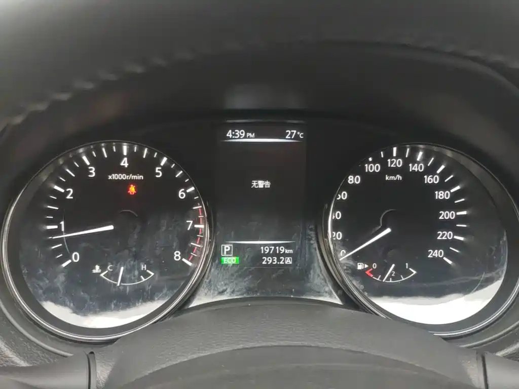 Nissan Qashqai — миниатюра 12