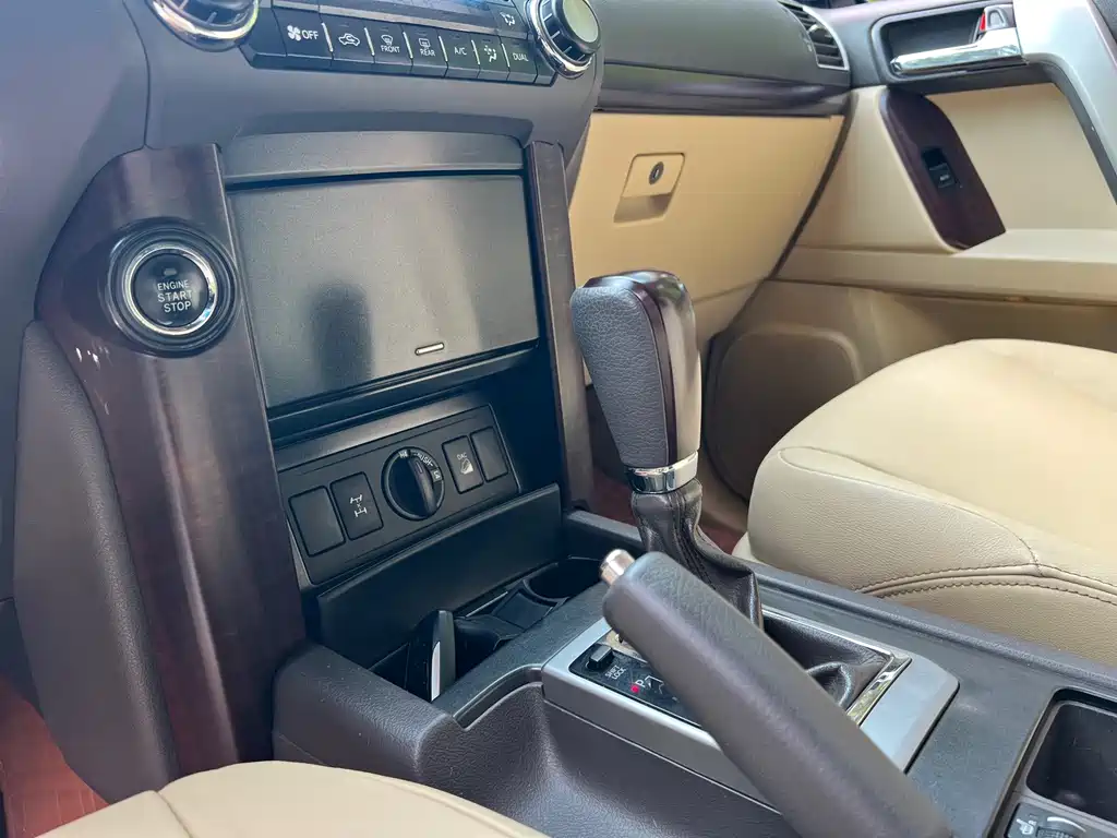 Toyota Prado — миниатюра 18