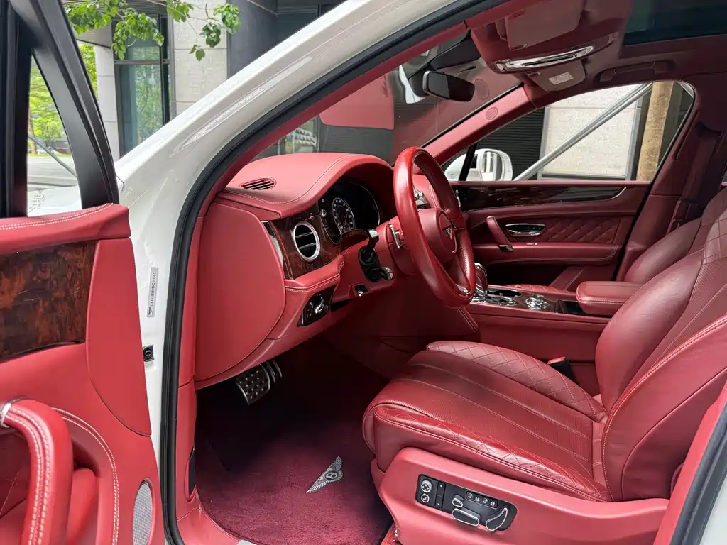 Bentley Bentayga 2016 6.0T Standard