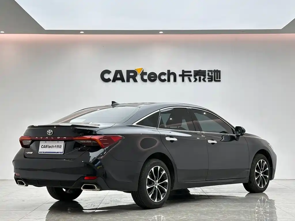 Toyota Avalon — миниатюра 5