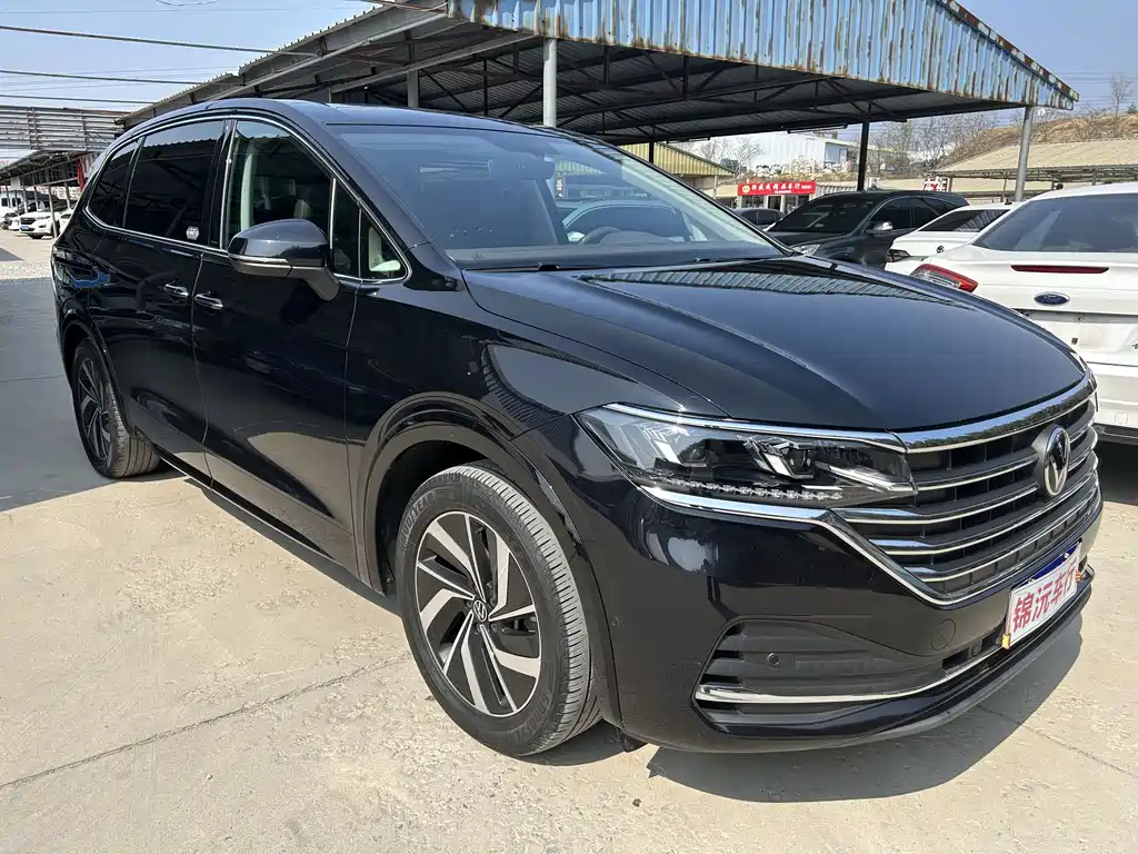 Volkswagen Viloran 2020 330TSI Luxury