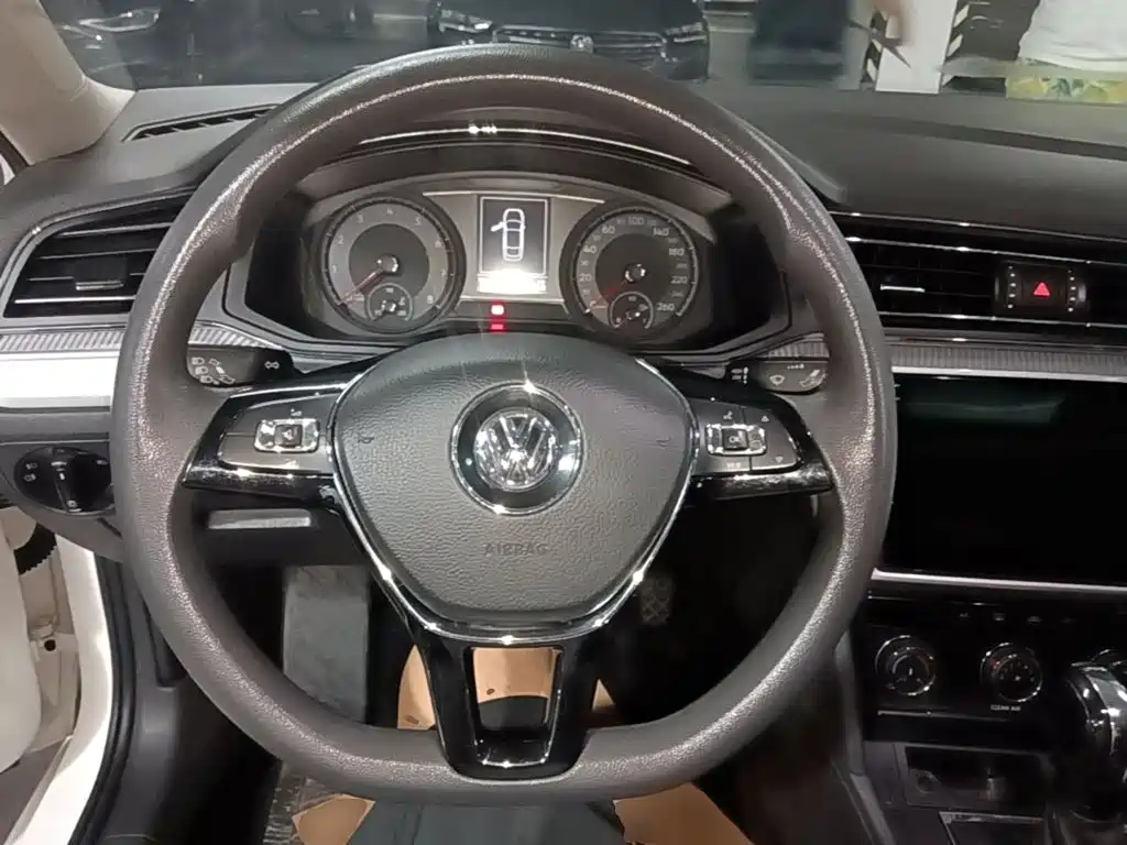 Volkswagen Lamando — миниатюра 11