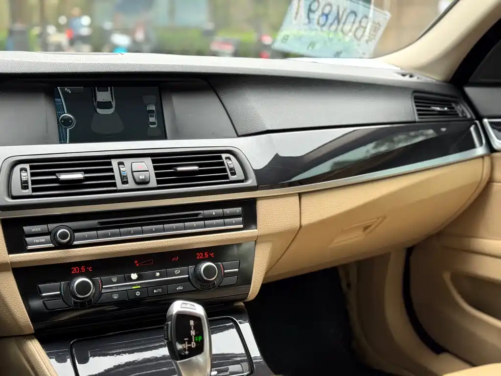 BMW 5 Series 5 2011 520Li Elegant