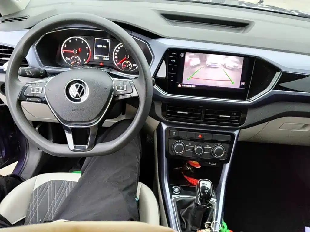 Volkswagen T-Cross — миниатюра 10