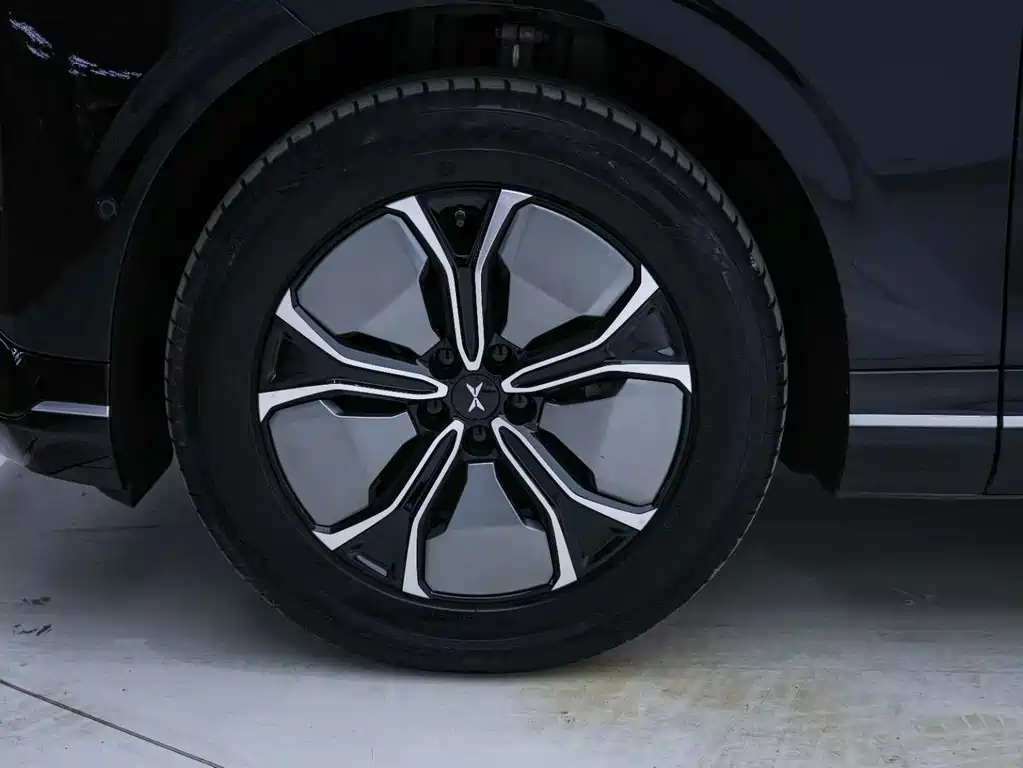 XPeng G9 — миниатюра 26