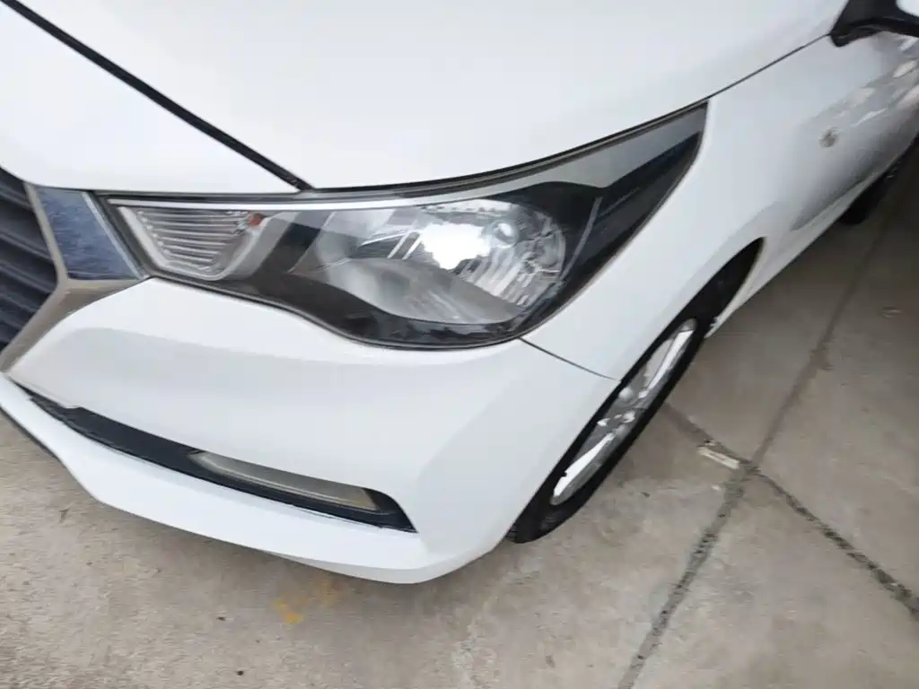 Hyundai Verna — миниатюра 24