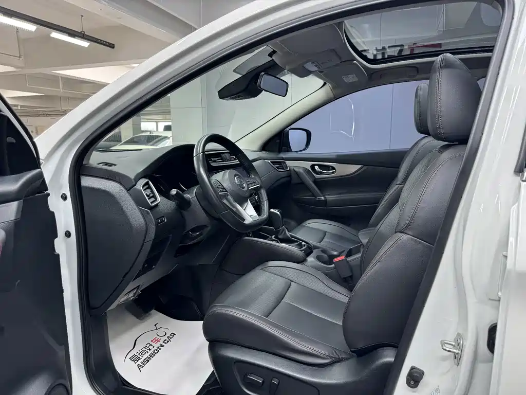 Nissan Qashqai — миниатюра 8
