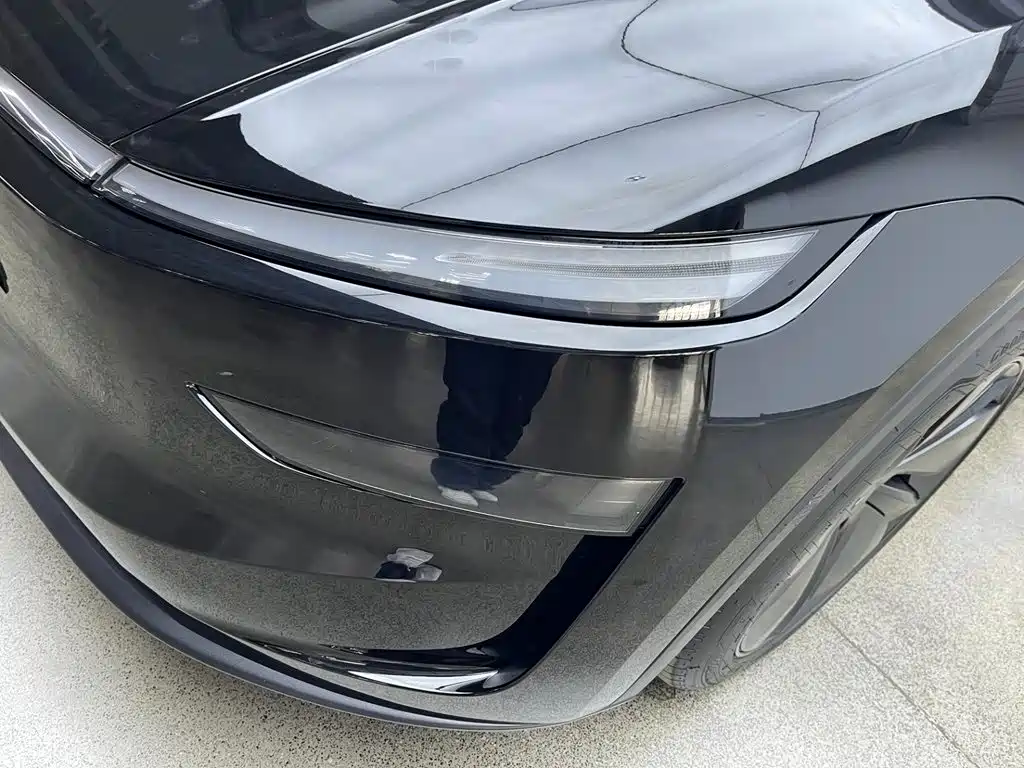 Tesla Model Y — миниатюра 29