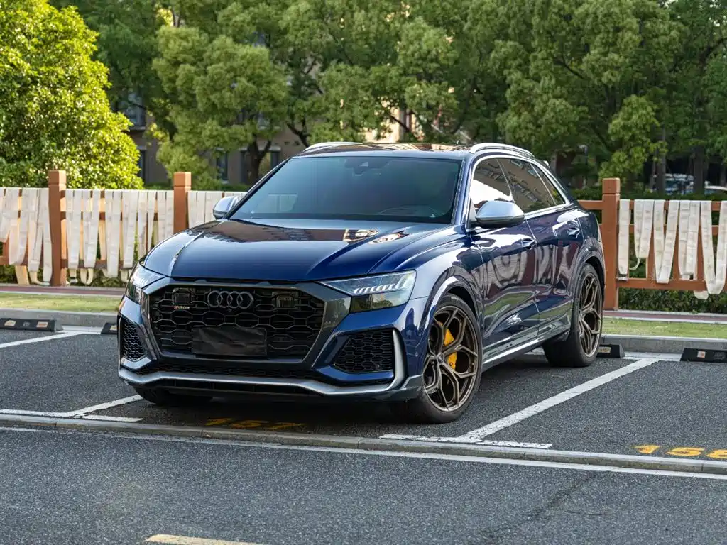 Audi RS Q8 2021