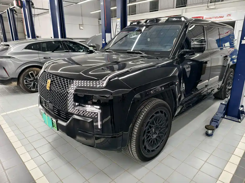 Yangwang 仰望U8 L