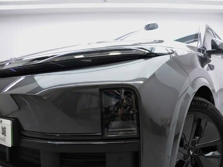 Li Auto Li L8 — миниатюра 4