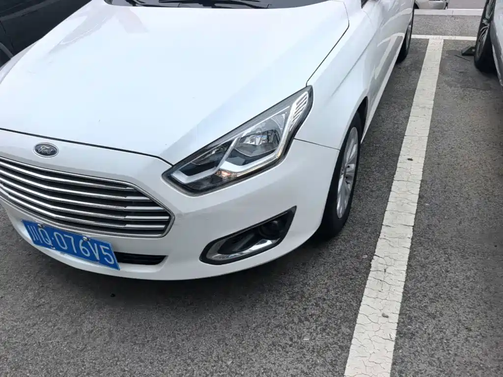 Ford Escort — миниатюра 24