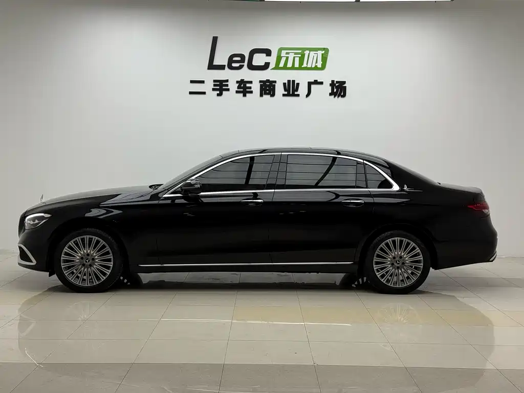 Mercedes-Benz E-Class — миниатюра 4
