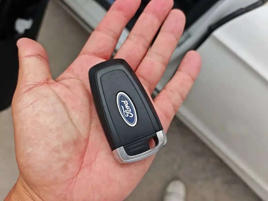 Ford Mondeo — миниатюра 9