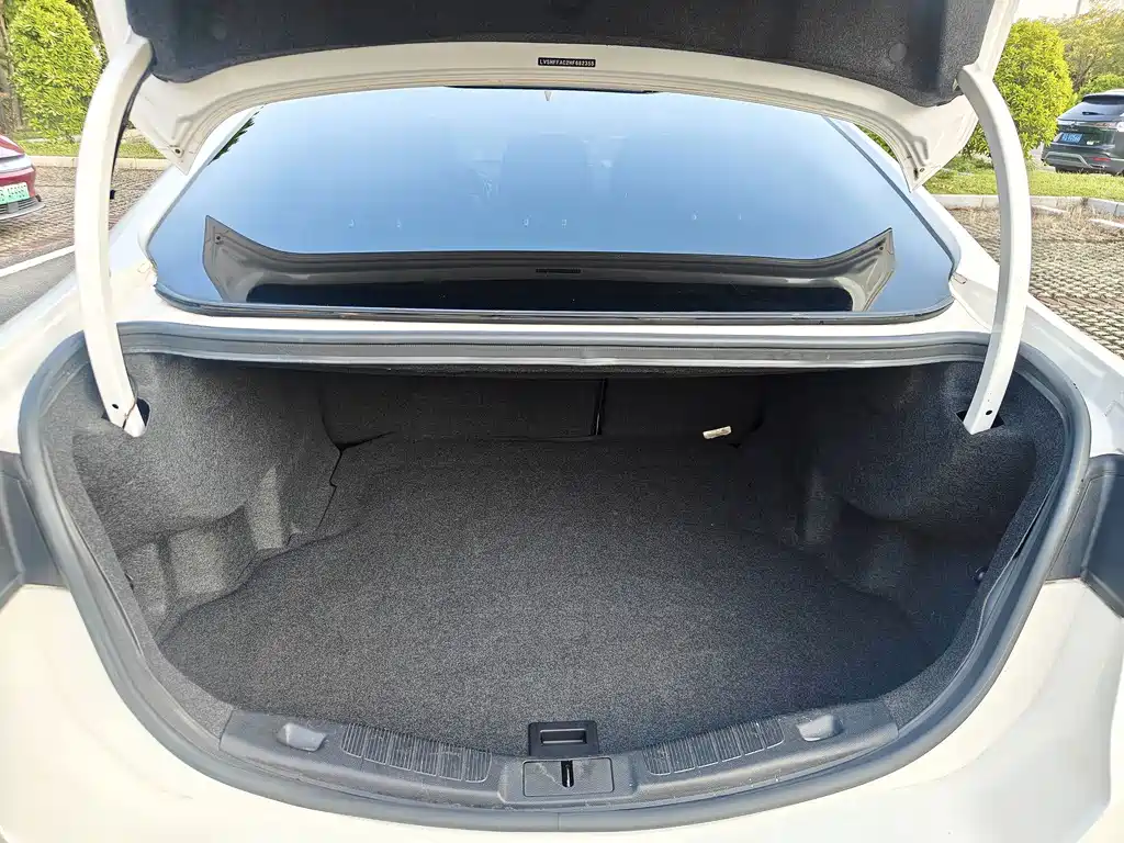 Ford Mondeo — миниатюра 10