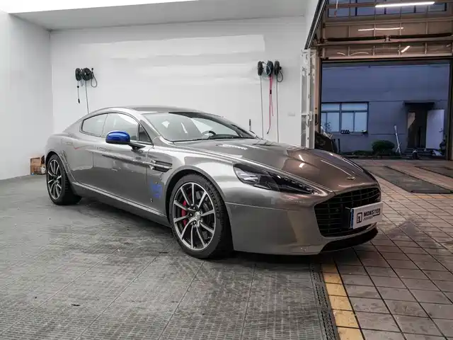 ASTON MARTIN RAPIDE 2016