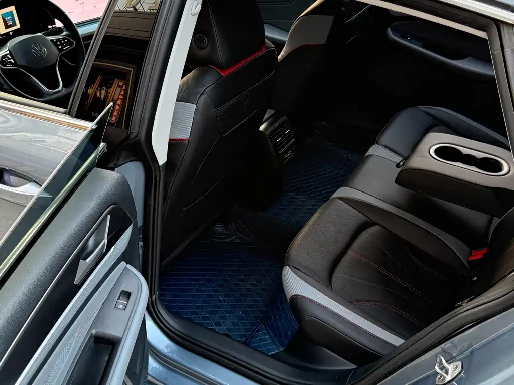 Volkswagen Lamando — миниатюра 8