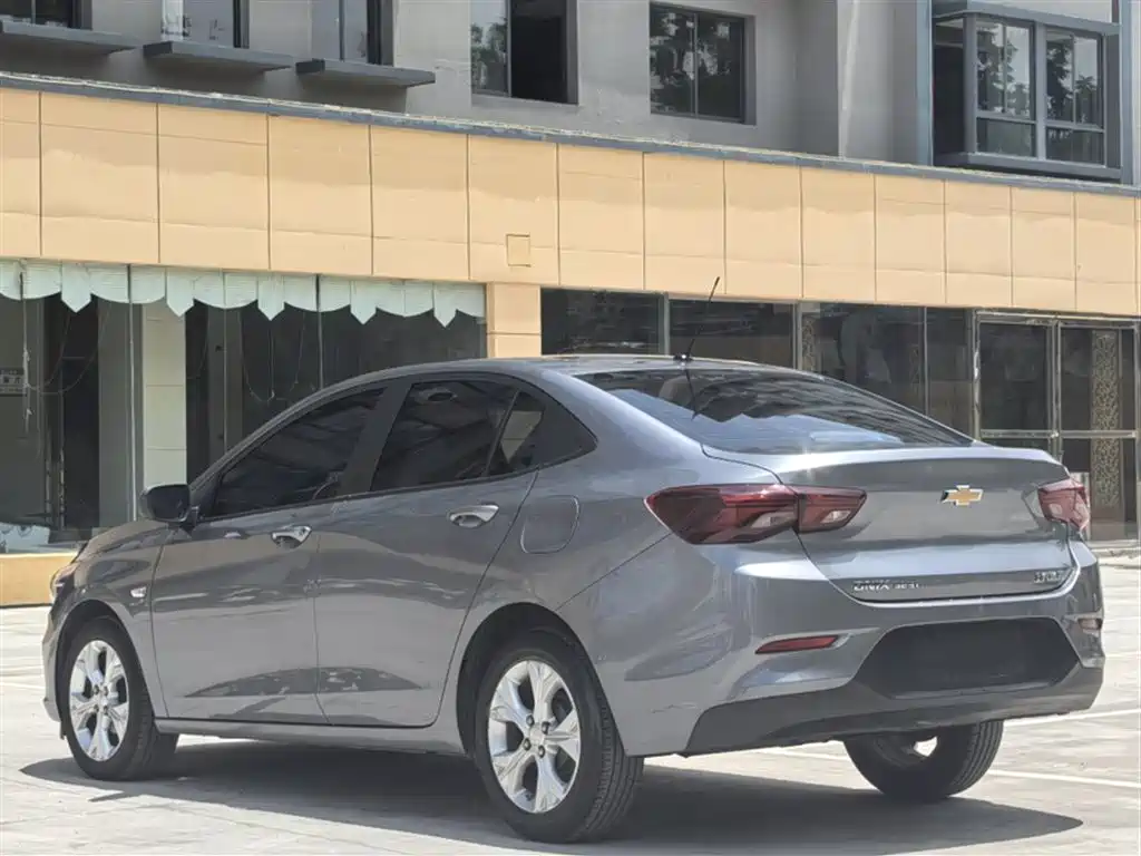 CHEVROLET KOVOZ