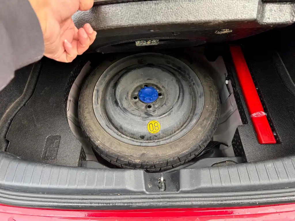 TOYOTA YARIS L ZHIXUAN