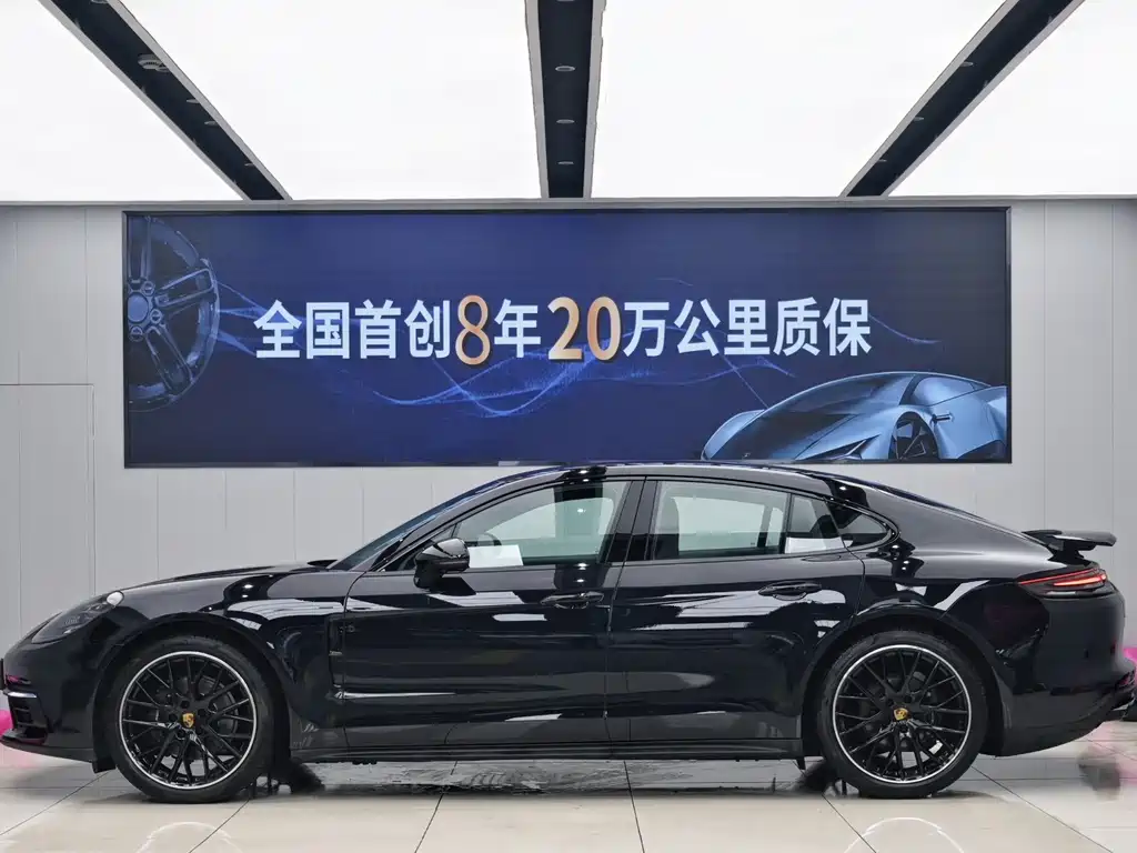 Porsche Panamera — миниатюра 3