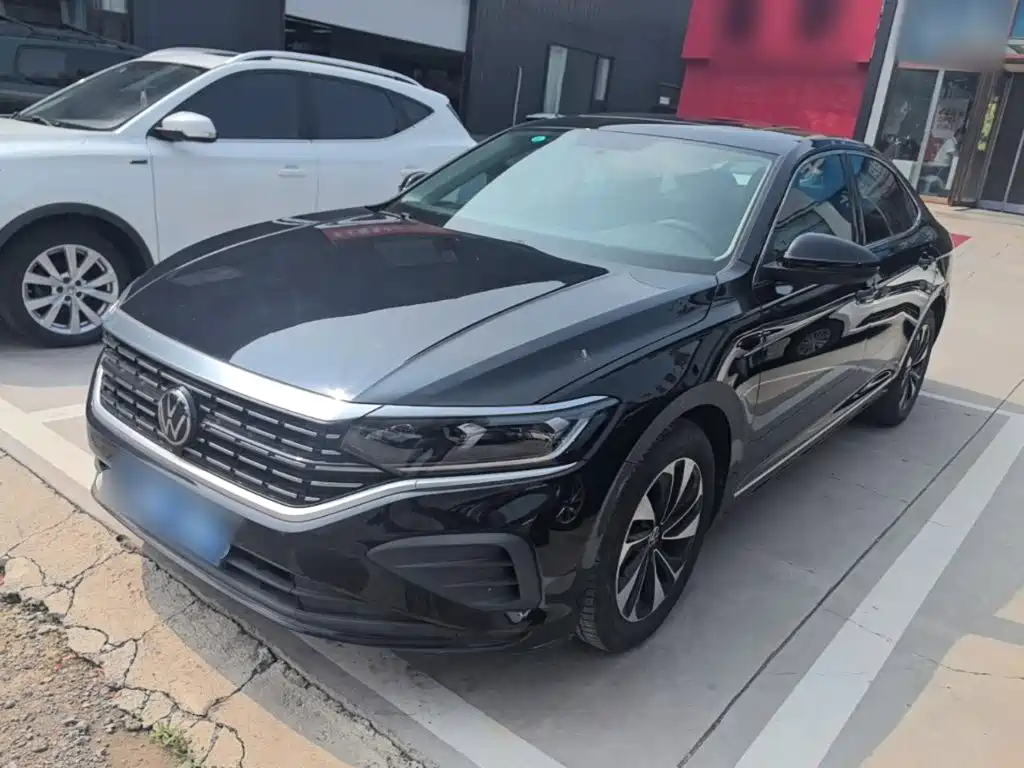 帕萨特 2025款 出众款 280TSI 商务版 2025