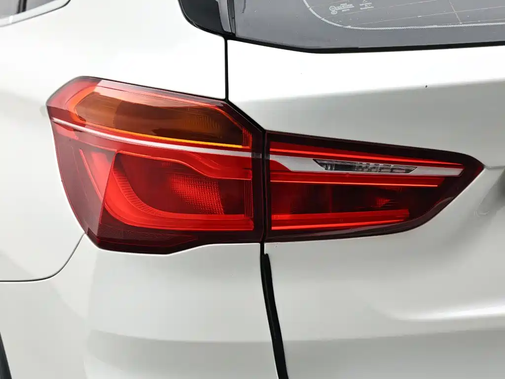 BMW X1 — миниатюра 7
