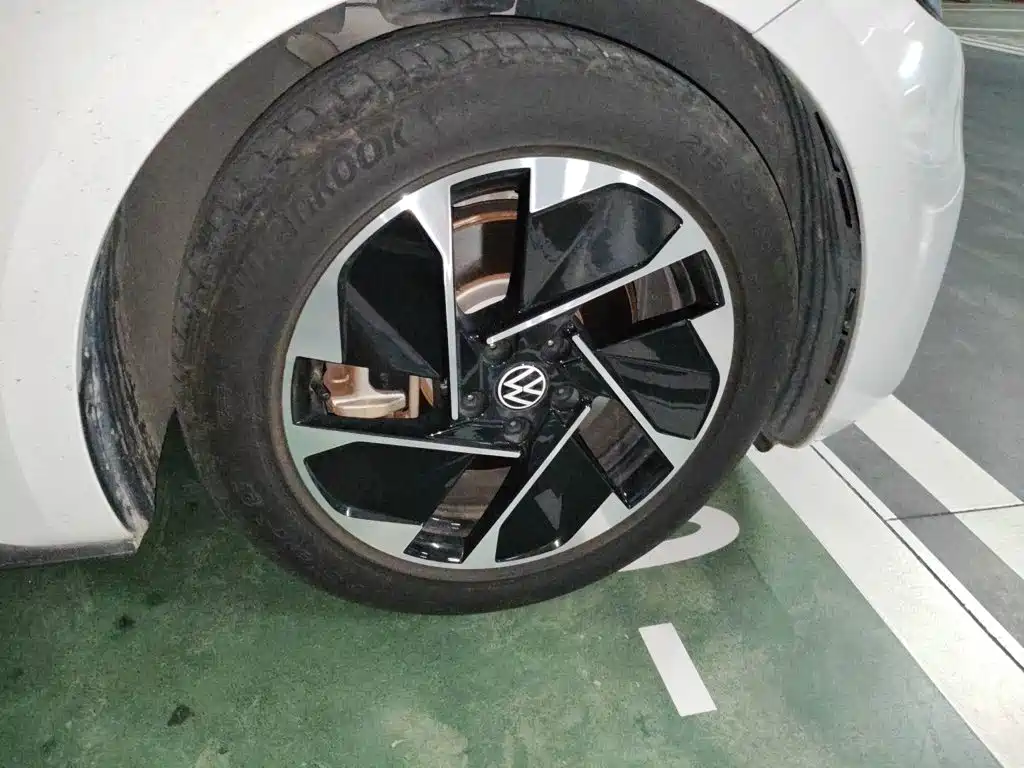 Volkswagen ID.3 — миниатюра 8