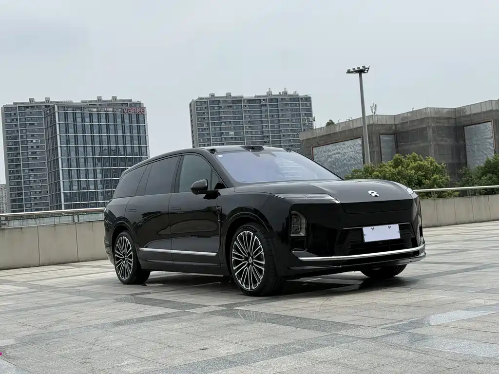 NIO ES8 2026 мест Executive