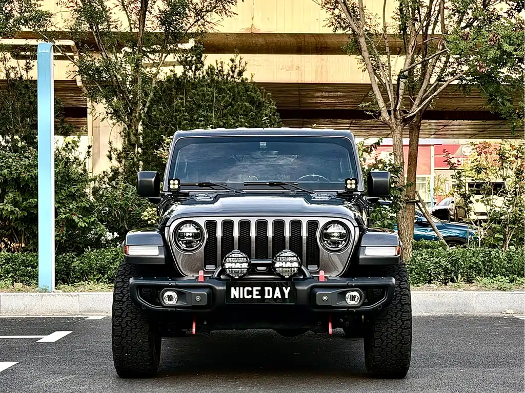 Jeep Wrangler — миниатюра 2