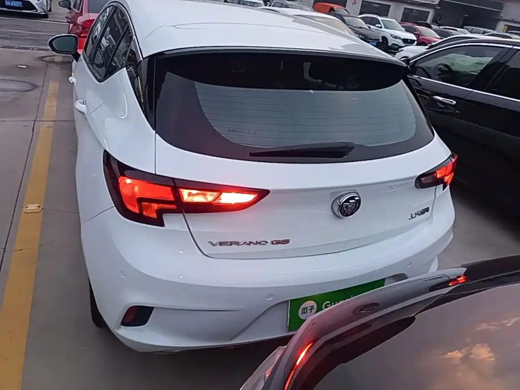 Buick Verano — миниатюра 6