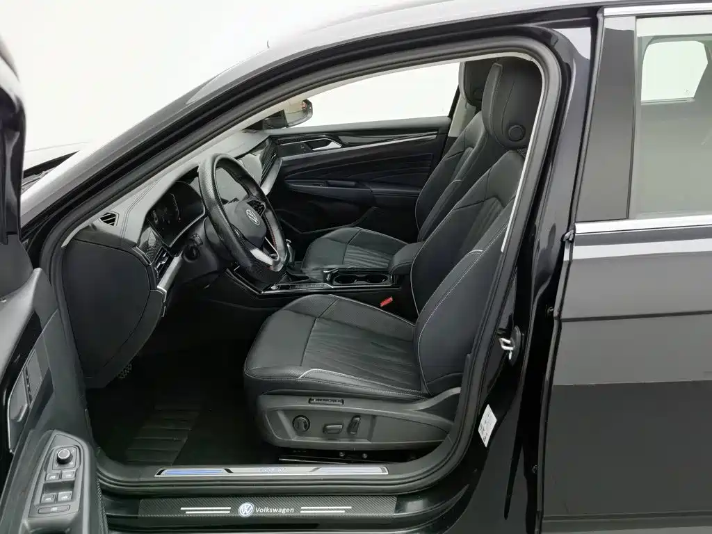Volkswagen 帕萨特插电混动 — миниатюра 10