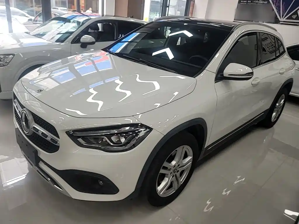 奔驰GLA 2023款 GLA 200 2023