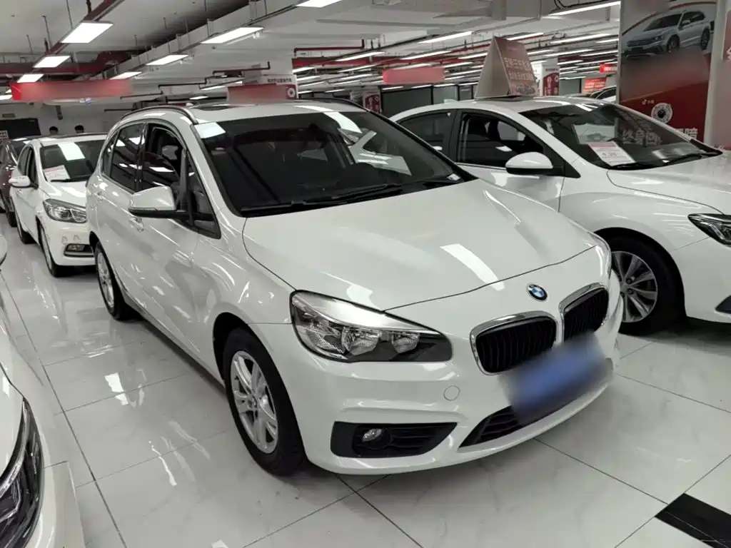 BMW 2 Series Active Tourer (Import) — миниатюра 4