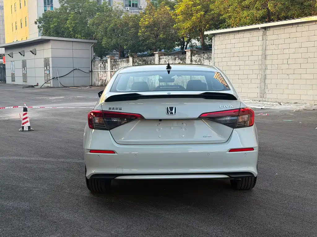 Honda Civic — миниатюра 11