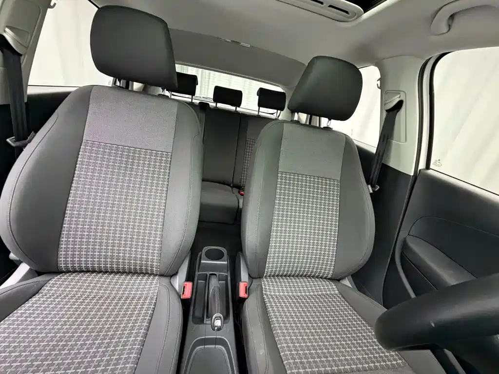 Volkswagen Polo — миниатюра 14