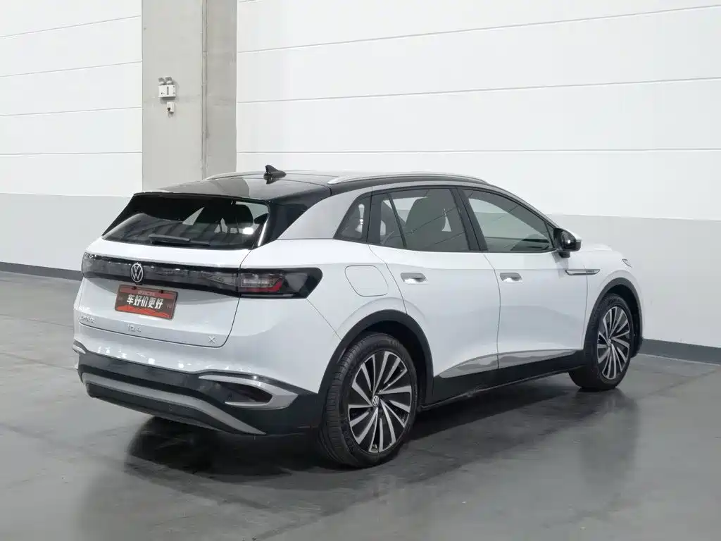 Volkswagen ID.4 X — миниатюра 2