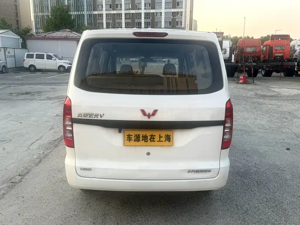 Wuling V 2019 1.5L VI LAR