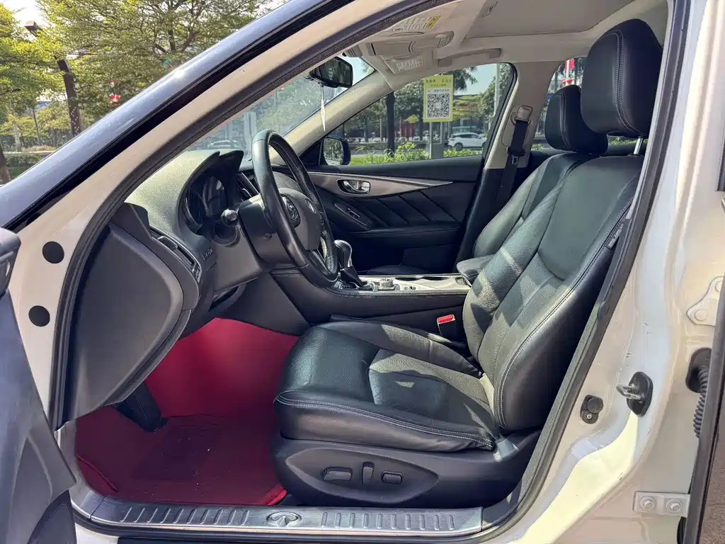 Infiniti Q50L — миниатюра 5