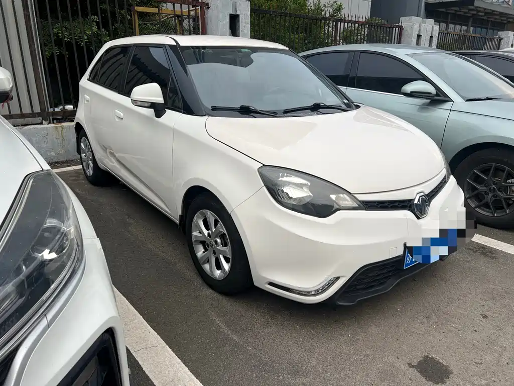 MG 3 2014 1.5L AMT Elite