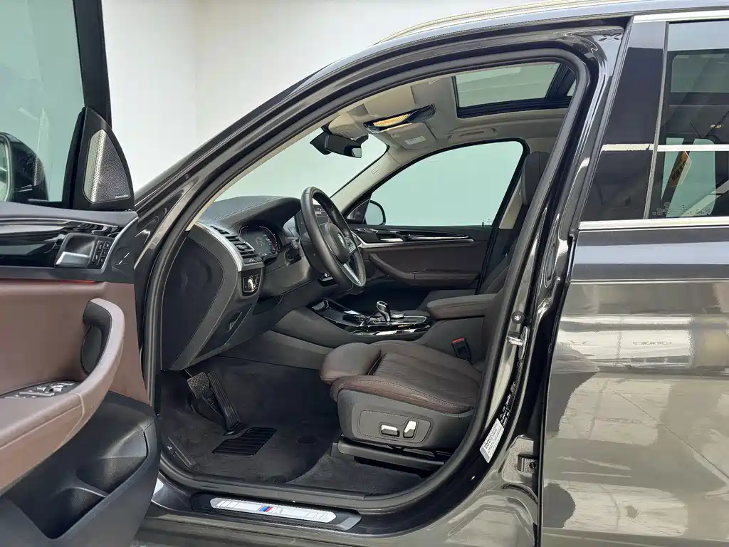 BMW X3 — миниатюра 6